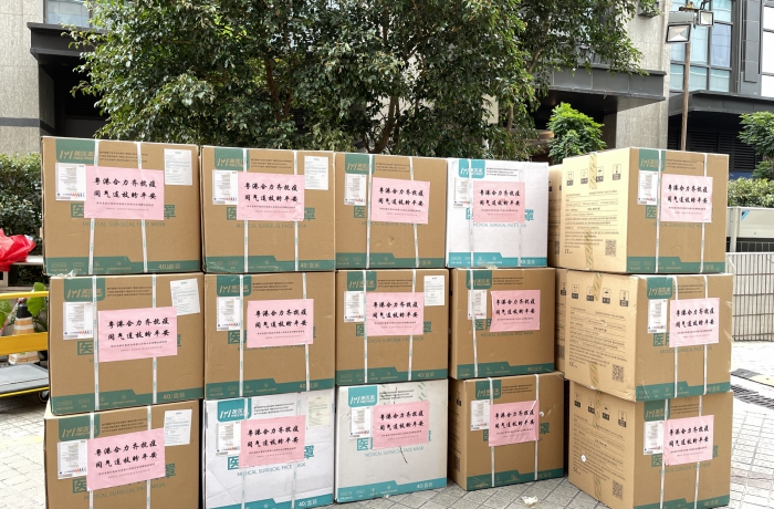 20220309【深圳中心】173箱抗疫物資正全力安排運到香港3